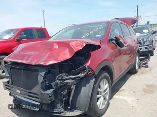 2017 Kia Sorento LX z VIN 5XYPG4A54HG215334, wystawiony jako IAAI lot #42279701 z przebiegiem 144 396 mil mil oraz . Historia ofert i sprzedaży dostępna na DreamBid. Obrazek 18.
