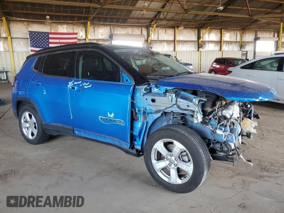 2020 Jeep Compass Latitude with VIN 3C4NJCBB2LT129318, listed as a Copart auction lot 51974825 with 68,330 mi miles and Salvage title. Bid and sale history available at DreamBid. Image 4.