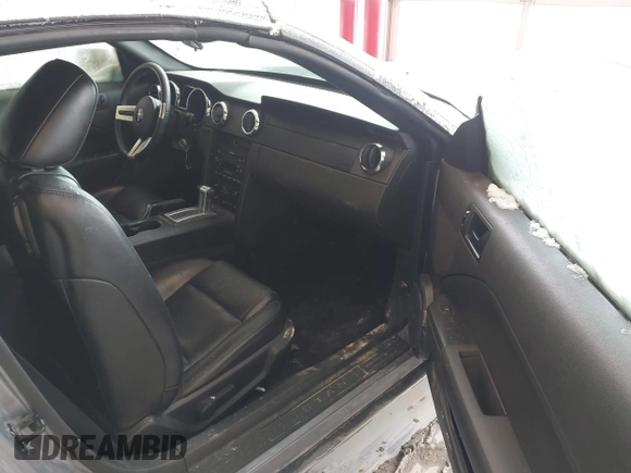 2007 Ford Mustang Deluxe with VIN 1ZVFT84N075276744, listed as a IAAI auction lot 41559826 with 145,129 mi miles and . Bid and sale history available at carsss.com. Image 5.