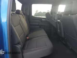 2022 Chevrolet Silverado 1500 Custom Trail Boss with VIN 3GCPDCED1NG685533, listed as a Copart auction lot 61293174 with 62,810 mi miles and Salvage Title. Bid and sale history available at DreamBid. Image 10.
