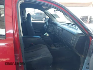 2004 Dodge Dakota Sport with VIN 1D7HL38N54S768570, listed as a IAAI auction lot 41323715 with 269,242 mi miles. Bid and sale history available at carsss.com. Image 5.