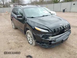 2015 Jeep Cherokee Latitude с VIN 1C4PJMCS1FW577223, выставлен на аукционе IAAI как лот 42082301 с пробегом 140 884 миль миль и . История ставок и продаж доступна на DreamBid. Изображение 1.