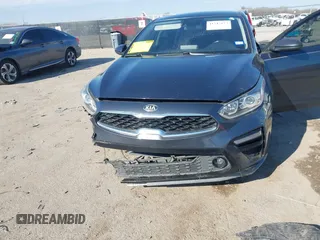 2019 Kia Forte S with VIN 3KPF34AD4KE067673, listed as a IAAI auction lot 41347123 with 161,405 mi miles. Bid and sale history available at carsss.com. Image 6.