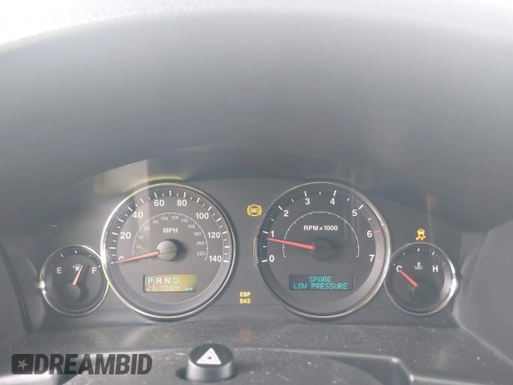 2006 Jeep Commander Limited with VIN 1J8HH58226C259670, listed as a IAAI auction lot 42197720 with 267,084 mi miles and . Bid and sale history available at DreamBid. Image 7.