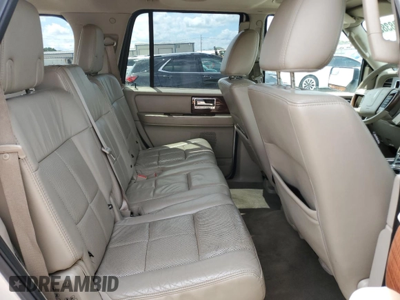 2012 Lincoln Navigator with VIN 5LMJJ2H52CEL04542, listed as a Copart auction lot 62708385 with 84,192 mi miles and Salvage title. Bid and sale history available at DreamBid. Image 11.