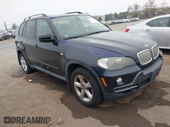 2010 BMW X5 35d with VIN 5UXFF0C53ALT76559, listed as a IAAI auction lot 40622982 with 134,821 mi miles. Bid and sale history available at carsss.com. Image 1.