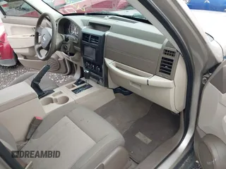 2010 Jeep Liberty Sport с VIN 1J4PN2GK8AW115893, выставлен на аукционе IAAI как лот 42652286 с пробегом 210 246 миль миль и . История ставок и продаж доступна на DreamBid. Изображение 5.