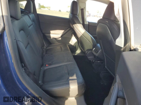 2022 Tesla Model Y Long Range z VIN 7SAYGDEE4NF408202, wystawiony jako Copart lot #51790905 z przebiegiem 43 509 mil mil oraz Szkody całkowita. Historia ofert i sprzedaży dostępna na DreamBid. Obrazek 11.