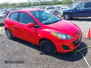 2012 Mazda 2 Sport with VIN JM1DE1KY6C0140926, listed as a IAAI auction lot 41894694 with 177,423 mi miles. Bid and sale history available at carsss.com. Image 1.