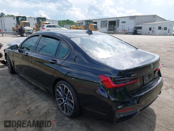 2022 BMW 7 Series 750i xDrive с VIN WBA7U2C0XNCH39635, выставлен на аукционе IAAI как лот 42182523 с пробегом Не указан миль и . История ставок и продаж доступна на DreamBid. Изображение 3.