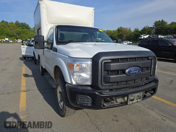 2015 Ford F-250 XL z VIN 1FDBF2B69FED21577, wystawiony jako IAAI lot #42501116 z przebiegiem 478 051 mil mil oraz . Historia ofert i sprzedaży dostępna na DreamBid. Obrazek 17.