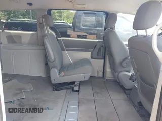 2009 Dodge Grand Caravan SE with VIN 2D8HN44E09R642823, listed as a IAAI auction lot 42606693 with 132,967 mi miles and . Bid and sale history available at DreamBid. Image 8.