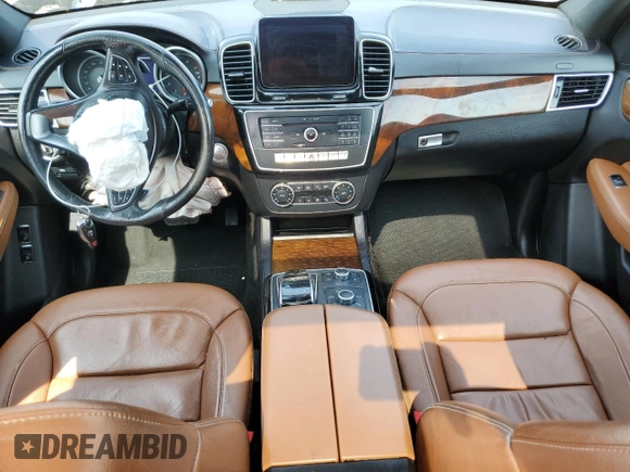 2017 Mercedes-Benz GLS 450 z VIN 4JGDF6EE4HA782960, wystawiony jako Copart lot #60368235 z przebiegiem 88 178 mil mil oraz Szkoda całkowita • Salvage title. Historia ofert i sprzedaży dostępna na DreamBid. Obrazek 8.