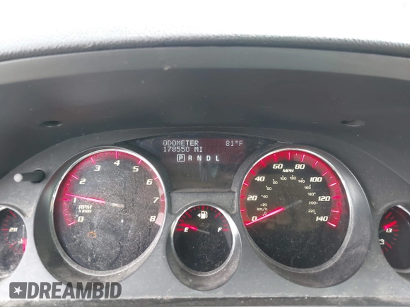 2012 GMC Acadia SLT1 with VIN 1GKKRRED4CJ135970, listed as a IAAI auction lot 42121346 with 178,550 mi miles. Bid and sale history available at carsss.com. Image 7.