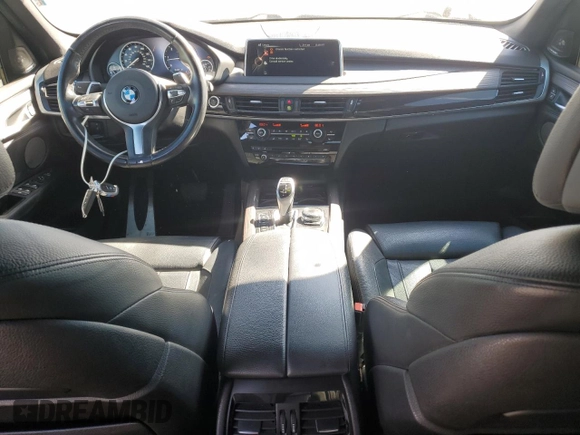 2015 BMW X5 xDrive35d with VIN 5UXKS4C56F0N09230, listed as a Copart auction lot 50418255 with 176,921 mi miles and Clean Title. Bid and sale history available at carsss.com. Image 8.