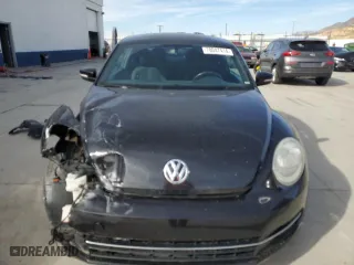 2012 Volkswagen Beetle 2.0T Turbo w/Sun/Sound PZEV with VIN 3VWVA7AT2CM618729, listed as a Copart auction lot 78047414 with 120,904 mi miles and Salvage Title. Bid and sale history available at carsss.com. Image 5.