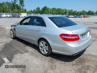 2011 Mercedes-Benz E 350 Luxury with VIN WDDHF2EB2BA295080, listed as a IAAI auction lot 42430874 with 263,106 mi miles and . Bid and sale history available at DreamBid. Image 3.