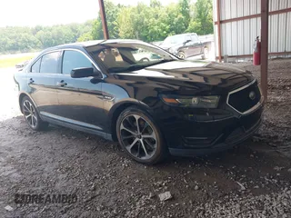 2016 Ford Taurus SHO z VIN 1FAHP2KT4GG140903, wystawiony jako IAAI lot #42415173 z przebiegiem 141 392 mil mil oraz . Historia ofert i sprzedaży dostępna na DreamBid. Obrazek 1.
