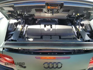 2015 Audi R8 z VIN WUASUAFG1F7001863, wystawiony jako Copart lot #68133794 z przebiegiem 10 571 mil mil oraz Szkody całkowita. Historia ofert i sprzedaży dostępna na DreamBid. Obrazek 11.