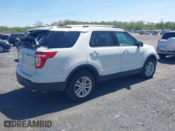 2011 Ford Explorer XLT with VIN 1FMHK8D80BGA20802, listed as a IAAI auction lot 42148520 with 91,509 mi miles and . Bid and sale history available at DreamBid. Image 4.