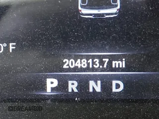 2017 Ram 1500 SLT z VIN 1C6RR7GT3HS504796, wystawiony jako IAAI lot #42389885 z przebiegiem 204 813 mil mil oraz . Historia ofert i sprzedaży dostępna na DreamBid. Obrazek 16.