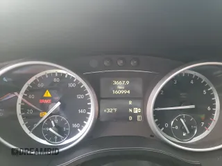 2011 Mercedes-Benz R-Class R 350 with VIN 4JGCB6FE8BA125365, listed as a Copart auction lot 45860255 with 160,994 mi miles and Salvage Title. Bid and sale history available at carsss.com. Image 9.
