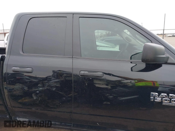 2019 Ram 1500 Classic Tradesman with VIN 1C6RR6FG6KS630446, listed as a IAAI auction lot 41595434 with 72,644 mi miles. Bid and sale history available at carsss.com. Image 13.