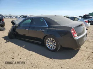 2012 Chrysler 300 Limited z VIN 2C3CCACG5CH227059, wystawiony jako Copart lot #56138435 z przebiegiem Nie podano mil oraz Szkody całkowita. Historia ofert i sprzedaży dostępna na DreamBid. Obrazek 2.