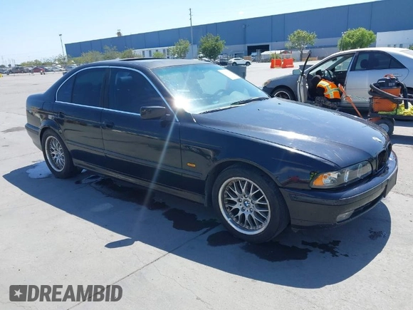 1997 BMW 5 Series 540iA with VIN WBADE6325VBW55346, listed as a IAAI auction lot 42085046 with 216,212 mi miles. Bid and sale history available at carsss.com. Image 1.