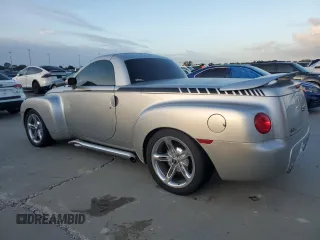 2004 Chevrolet SSR LS z VIN 1GCES14P14B105315, wystawiony jako Copart lot #74983944 z przebiegiem Nie podano mil oraz Szkody całkowita. Historia ofert i sprzedaży dostępna na DreamBid. Obrazek 2.