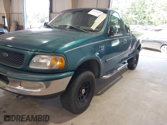1998 Ford F-150 XL with VIN 1FTRX18L5WNB23716, listed as a IAAI auction lot 42579695 with 305,363 mi miles and . Bid and sale history available at DreamBid. Image 2.