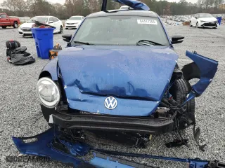 2012 Volkswagen Beetle 2.0T Turbo PZEV with VIN 3VWVA7ATXCM666396, listed as a Copart auction lot 84417204 with 0 mi miles and Salvage Title. Bid and sale history available at carsss.com. Image 5.