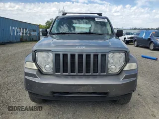 2012 Jeep Liberty Sport Latitude z VIN 1C4PJMAKXCW161928, wystawiony jako Copart lot #49835595 z przebiegiem 149 056 mil mil oraz Czysty tytuł • Clean title. Historia ofert i sprzedaży dostępna na DreamBid. Obrazek 5.