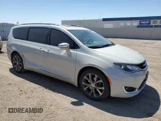 2017 Chrysler Pacifica Limited z VIN 2C4RC1GG4HR607740, wystawiony jako Copart lot #53989725 z przebiegiem 158 148 mil mil oraz Szkoda całkowita • Salvage title. Historia ofert i sprzedaży dostępna na DreamBid. Obrazek 4.