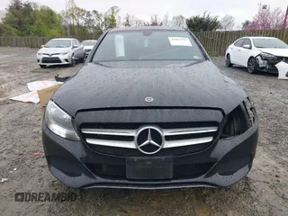 2018 Mercedes-Benz C 300 z VIN WDDWF4KB9JR397046, wystawiony jako IAAI lot #41967797 z przebiegiem 95 463 mil mil oraz . Historia ofert i sprzedaży dostępna na DreamBid. Obrazek 13.