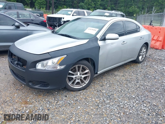 2014 Nissan Maxima S with VIN 1N4AA5AP5EC454945, listed as a IAAI auction lot 42620404 with 179,552 mi miles and . Bid and sale history available at DreamBid. Image 2.