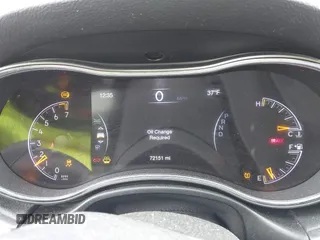 2019 Jeep Grand Cherokee Laredo E with VIN 1C4RJFAGXKC674676, listed as a IAAI auction lot 41942125 with 72,151 mi miles. Bid and sale history available at carsss.com. Image 7.
