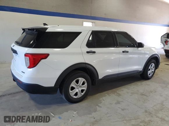 2020 Ford Police Interceptor Utility z VIN 1FM5K8AB1LGC70327, wystawiony jako Copart lot #50957985 z przebiegiem 62 414 mil mil oraz Szkoda całkowita • Salvage title. Historia ofert i sprzedaży dostępna na DreamBid. Obrazek 3.