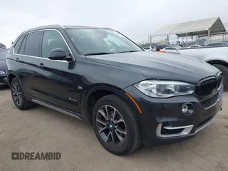 2017 BMW X5 sDrive35i z VIN 5UXKR2C33H0U24122, wystawiony jako IAAI lot #42088169 z przebiegiem 57 948 mil mil oraz . Historia ofert i sprzedaży dostępna na DreamBid. Obrazek 1.