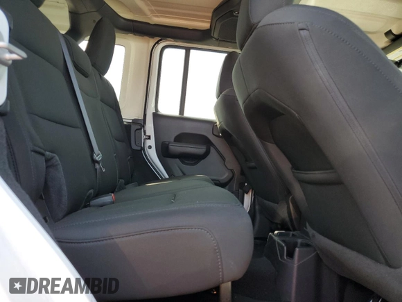 2021 Jeep Wrangler Unlimited Sport Altitude с VIN 1C4HJXDNXMW831751, выставлен на аукционе Copart как лот 68136054 с пробегом 21 232 миль миль и Списание • Salvage title. История ставок и продаж доступна на DreamBid. Изображение 11.
