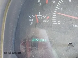 1999 Dodge Dakota SLT z VIN 1B7GL22X2XS222162, wystawiony jako IAAI lot #42038943 z przebiegiem 222 883 mil mil oraz . Historia ofert i sprzedaży dostępna na DreamBid. Obrazek 14.