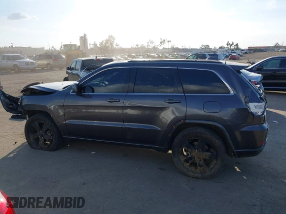 2014 Jeep Grand Cherokee Laredo with VIN 1C4RJEAG8EC529103, listed as a IAAI auction lot 41567193 with 163,944 mi miles. Bid and sale history available at carsss.com. Image 14.
