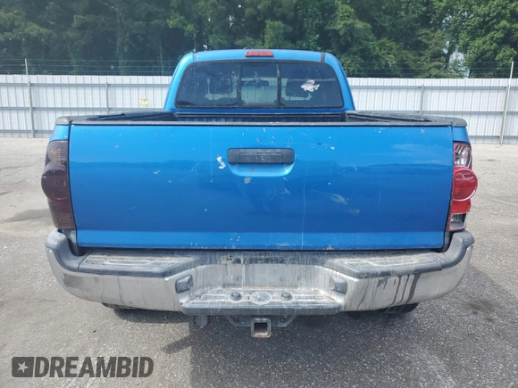 2007 Toyota Tacoma PreRunner z VIN 5TETU62N97Z456716, wystawiony jako Copart lot #61405415 z przebiegiem 266 757 mil mil oraz Czysty tytuł • Clean title. Historia ofert i sprzedaży dostępna na DreamBid. Obrazek 6.