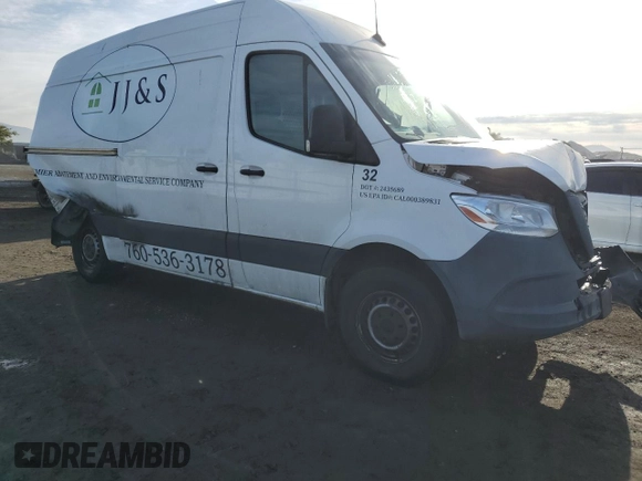 2020 Mercedes-Benz Sprinter with VIN W1W4EBHY6LT027171, listed as a Copart auction lot 81940354 with Not Provided miles and Salvage Title. Bid and sale history available at DreamBid. Image 4.