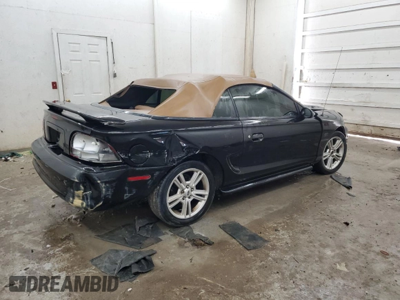 1994 Ford Mustang z VIN 1FALP45T2RF202440, wystawiony jako Copart lot #46273285 z przebiegiem 41 166 mil mil oraz Szkoda całkowita • Salvage title. Historia ofert i sprzedaży dostępna na DreamBid. Obrazek 3.