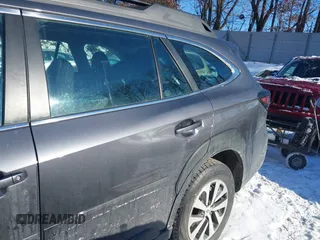 2025 Subaru Outback with VIN 4S4BTAAC5S3151766, listed as a IAAI auction lot 41314988 with 1,654 mi miles. Bid and sale history available at carsss.com. Image 19.