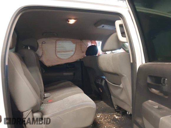 2013 Toyota Tundra z VIN 5TFDY5F10DX274318, wystawiony jako IAAI lot #41729475 z przebiegiem 253 873 mil mil oraz . Historia ofert i sprzedaży dostępna na DreamBid. Obrazek 8.