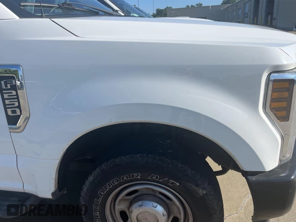 2019 Ford F-250 XL with VIN 1FT7X2A65KEF96933, listed as a IAAI auction lot 42432058 with 111,593 mi miles and . Bid and sale history available at DreamBid. Image 1.