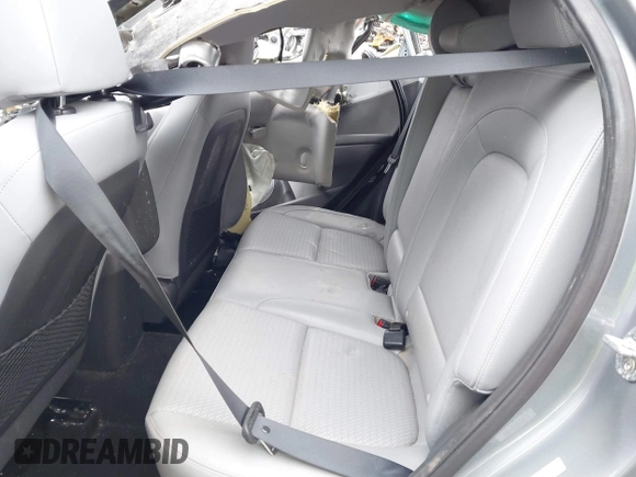 2019 Hyundai Kona Limited with VIN KM8K33A53KU246138, listed as a IAAI auction lot 41752674 with 154,670 mi miles. Bid and sale history available at carsss.com. Image 8.