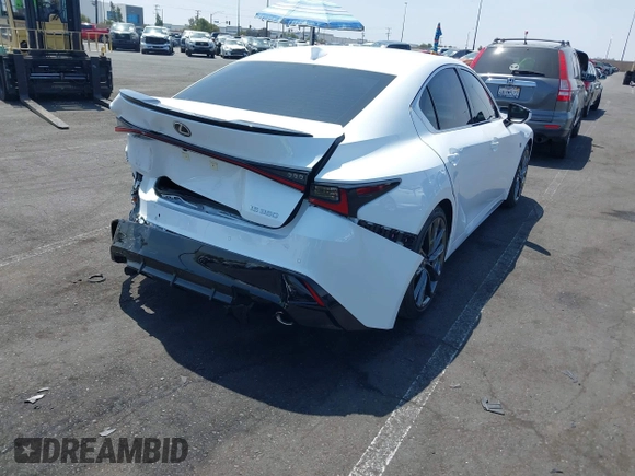 2024 Lexus IS 350 F Sport z VIN JTHGZ1B28R5076461, wystawiony jako IAAI lot #42116778 z przebiegiem 14 090 mil mil oraz . Historia ofert i sprzedaży dostępna na DreamBid. Obrazek 4.